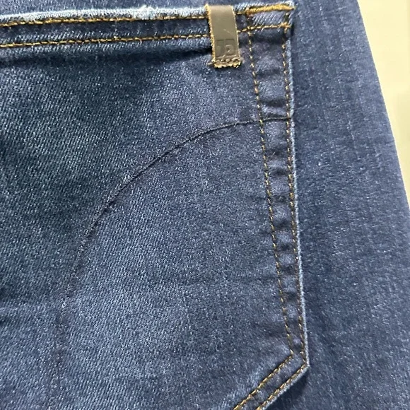 Joe's Jeans Dark Indigo Straight Leg Denim - Size 29 - Picture 5 of 6